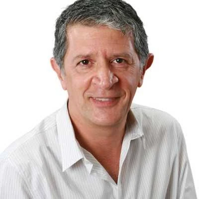 Afshin Moshrefi